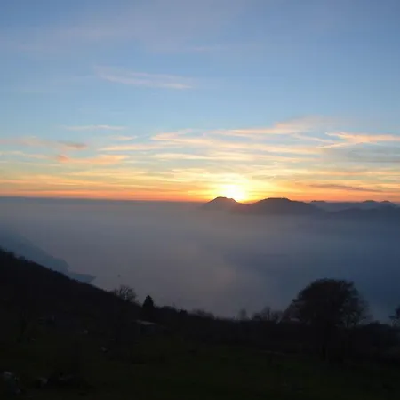 アパートホテル Lido 4*