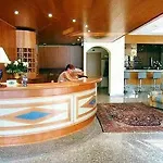 Apartahotel Lido