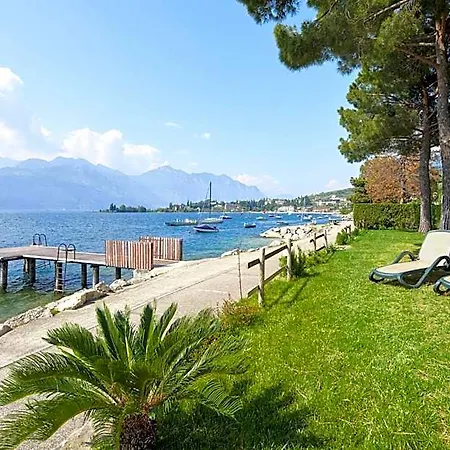 Ξενοδοχείο με διαμερίσματα Lido 4*