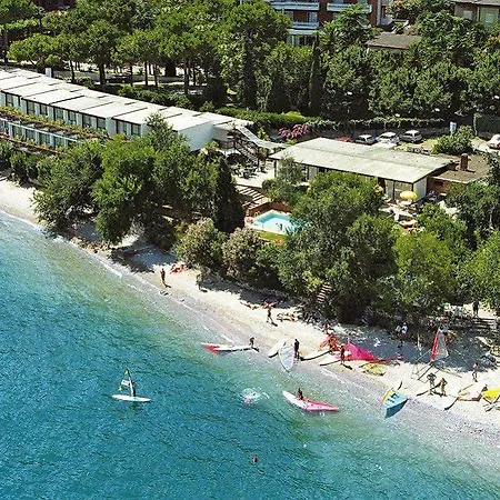 Lido Ξενοδοχείο με διαμερίσματα Μαλτσεζίνε